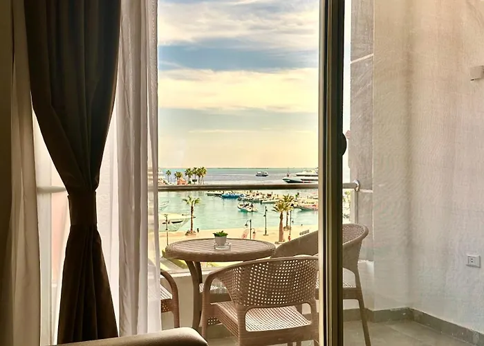 Serenity Sea View - Marina