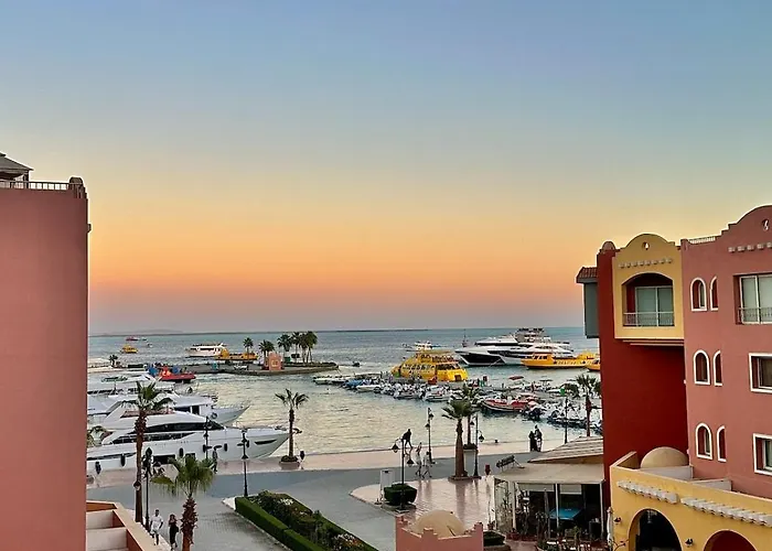 Serenity Sea View - Marina Appartement *
